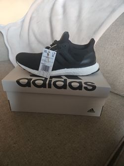 Boy's Adidas