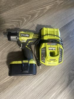 Ryobi Drill Set