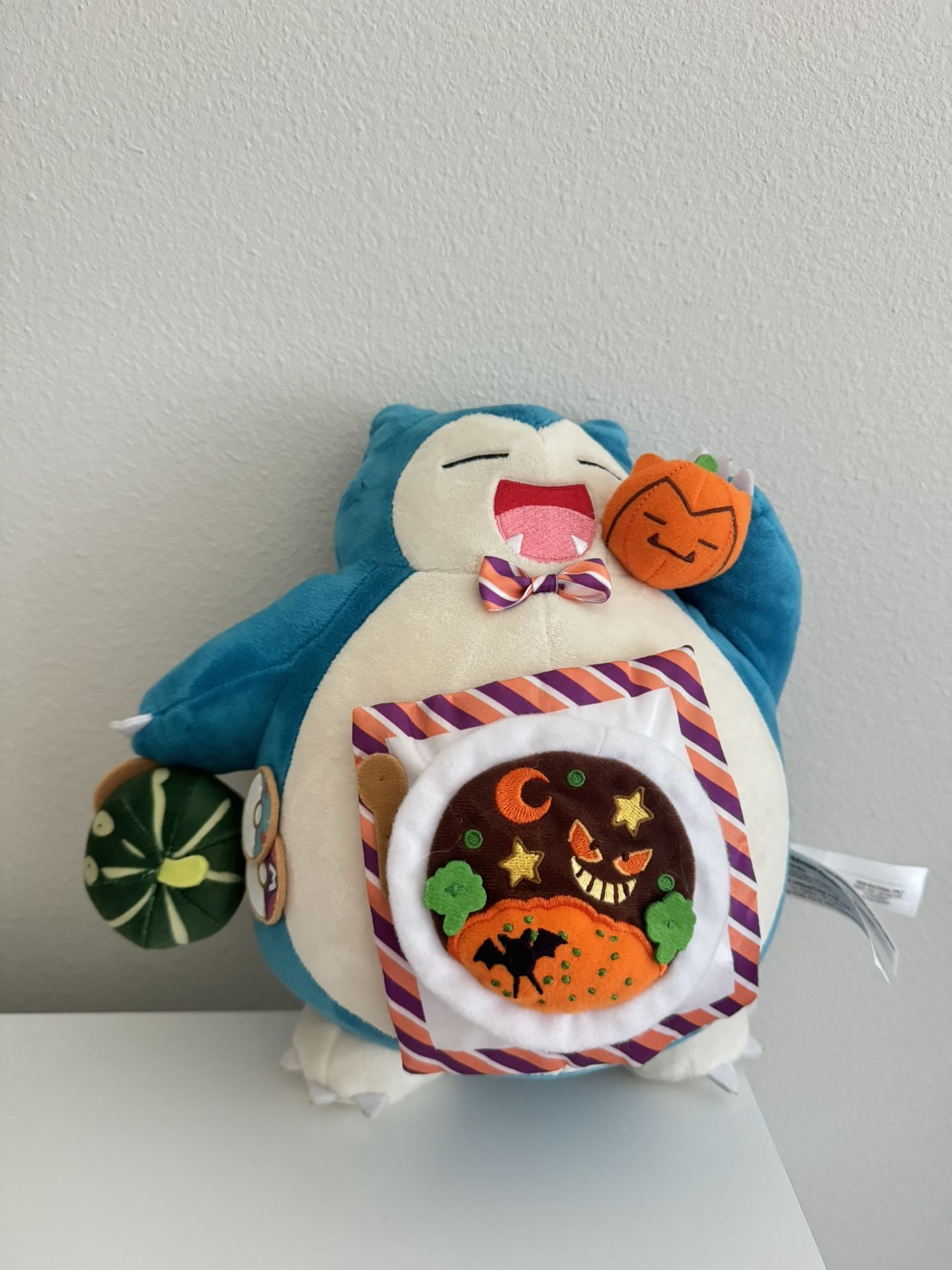 Snorlax Pumpkin Banquet Plushie (RARE)