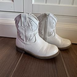 White Cowgirl Boots Toddler Girl Size 9 from Sweet Honey