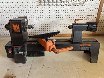 WEN 3.2 Amp 8" x 12" Variable Speed Mini Benchtop Wood Lathe