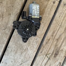 2013-2018 HYUNDAI SANTA FE REAR LEFT SIDE DOOR WINDOW MOTOR
