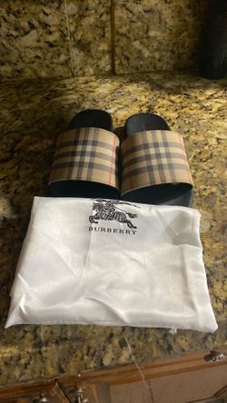 Burberry slides