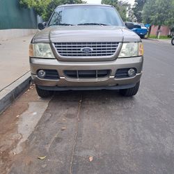 2002 Ford Explorer