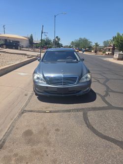 2009 Mercedes Benz S550 4 dr sedan