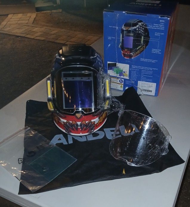 New ANDELI Welding Helmet with 4 LED Light, Panoramic Lg Viewing Screen 3.94"X3.74" True Color Dimming