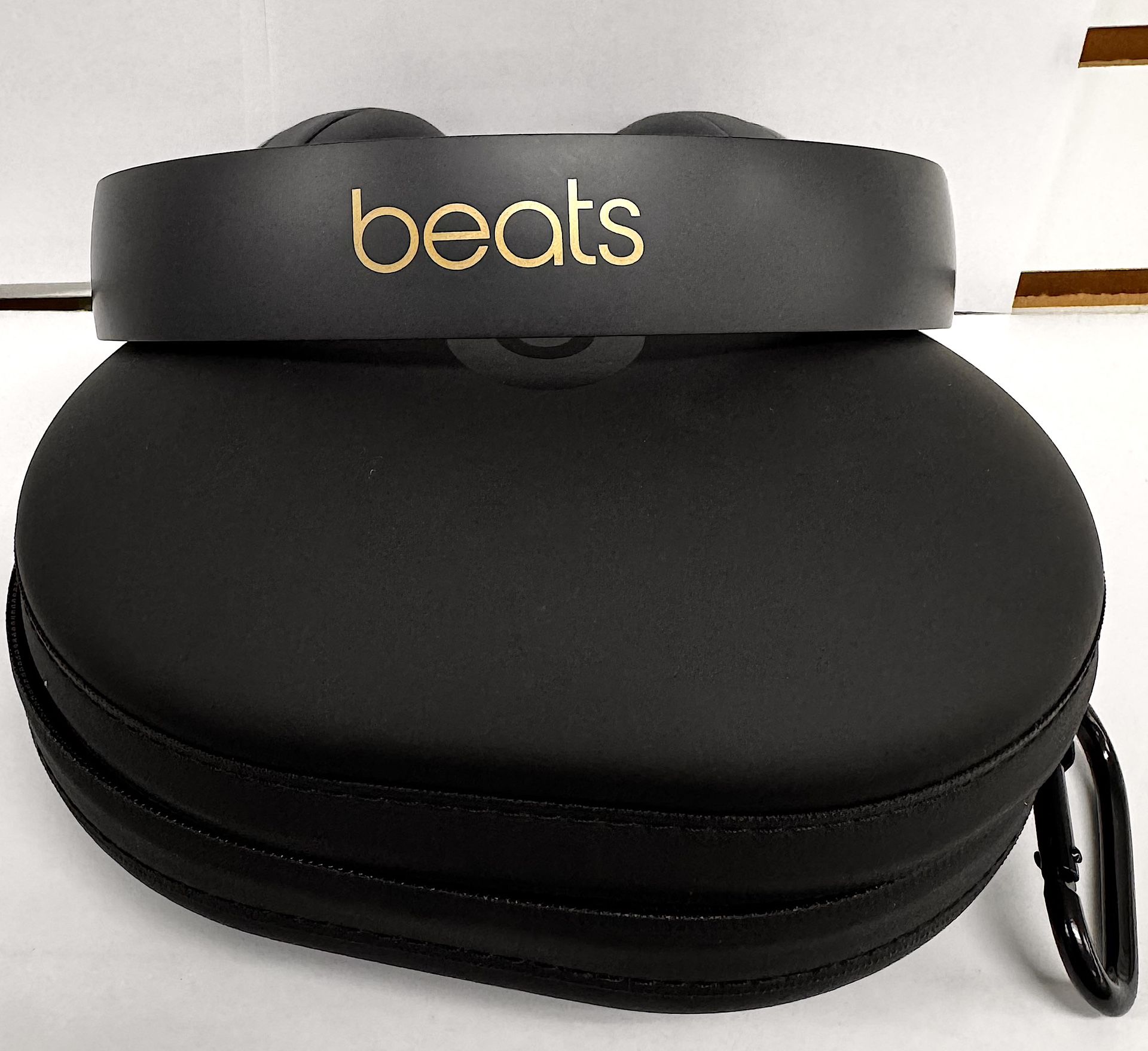 Beats by Dr. Dre Studio3 Over the Ear Headphone - Shadow Gray