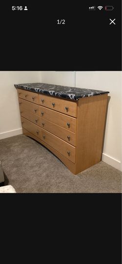 Chest of Drawers – Great Condition! This tall chest of drawers, also known as a