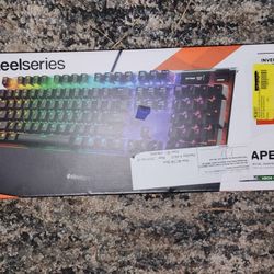 SteelSeries Apex 7 Mechanical Gaming Keyboard – OLED Smart Display 