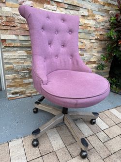 ***Pink/Purple Comfortable Desk Chair***