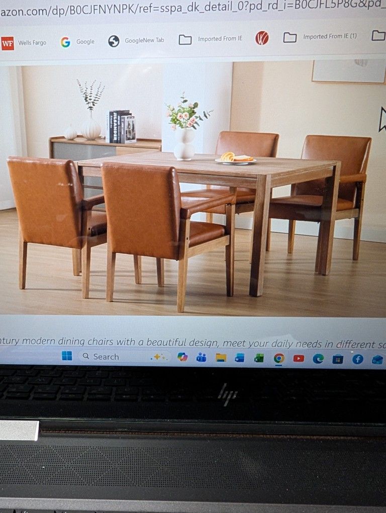 4 Kitchen/Dining Chairs