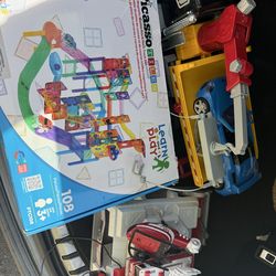 Toddler toys, Picasso tiles