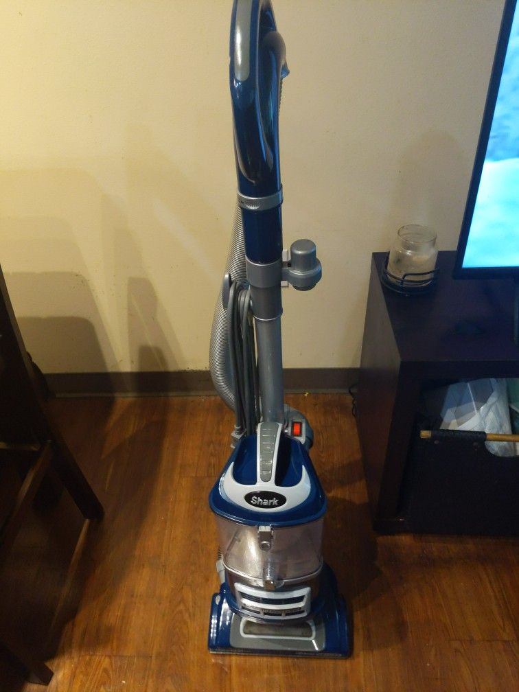 Shark Vacuum Cleaner 