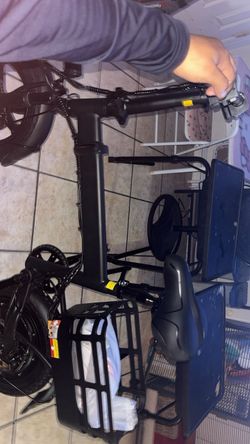 500watts 25miles 20mph Black Folding Electric Scooter with Front Basket