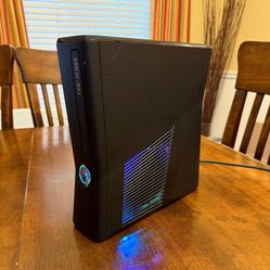 Xbox 360 Slim Rgh3 With Aurora 
