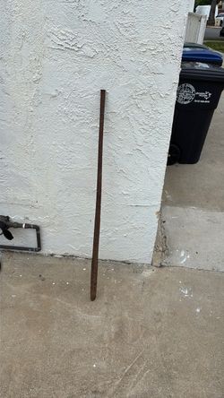 48- inch pry bar. No need to use other costly tool to remove those problems and hazards that can get in the way when removing hazards from tight place