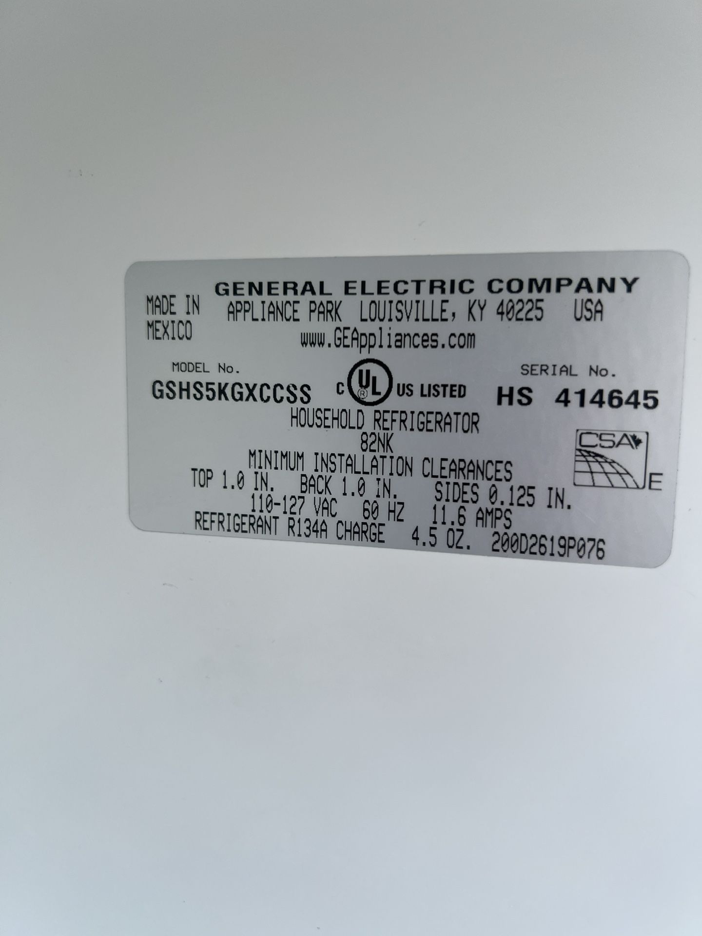 GE side-by-side fridge great condition