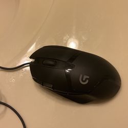 Logitech G402 Gaming Mouse