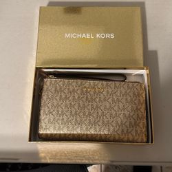 Michael Kors wallet
