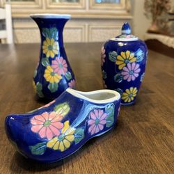 Vintage Dark Blue And Flower Daisy Ceramic Home Decor Pieces, Vase Jar Shoe