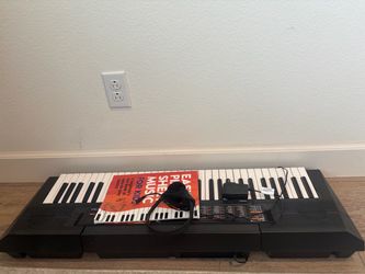 Casio Electric Keyboard Piano with Accessories