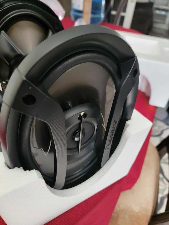 Pioneer Speakers