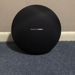 harman/kardon onyx 3 portable speaker 