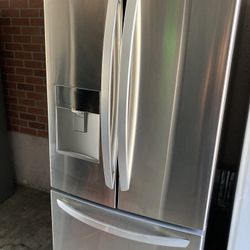 LG Stainless Steel French Doors Fridge