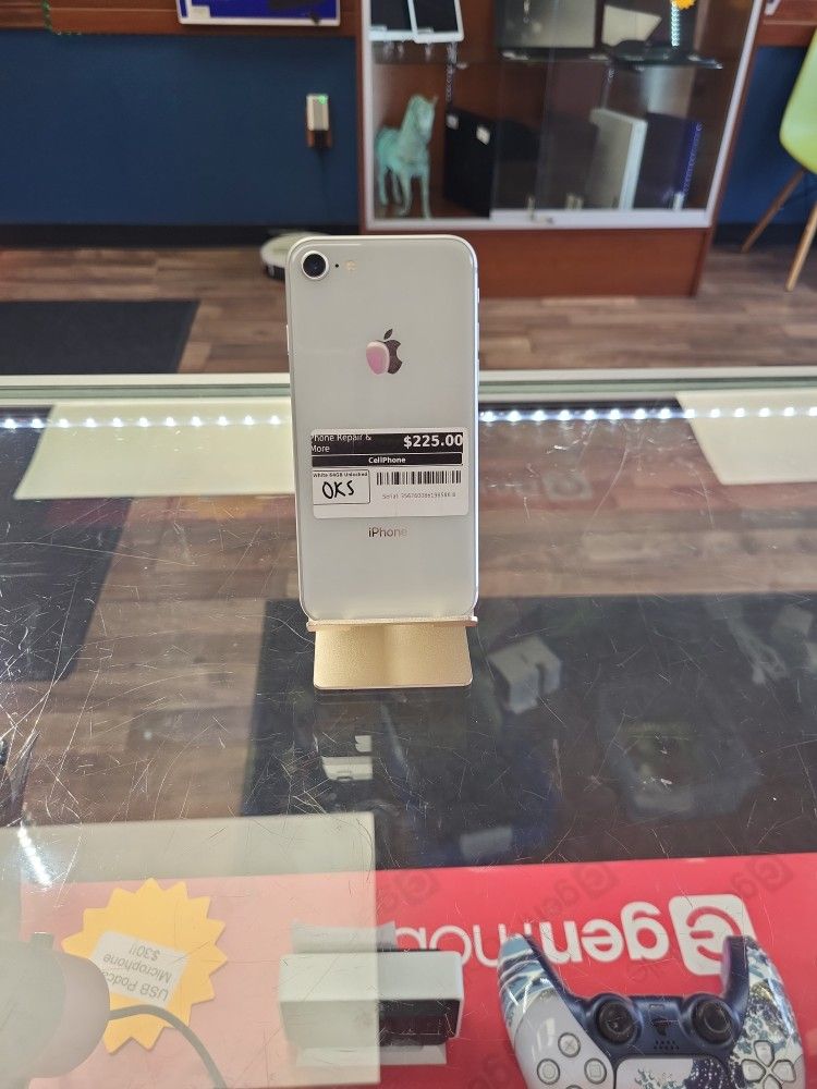 White Iphone 8 Unlocked