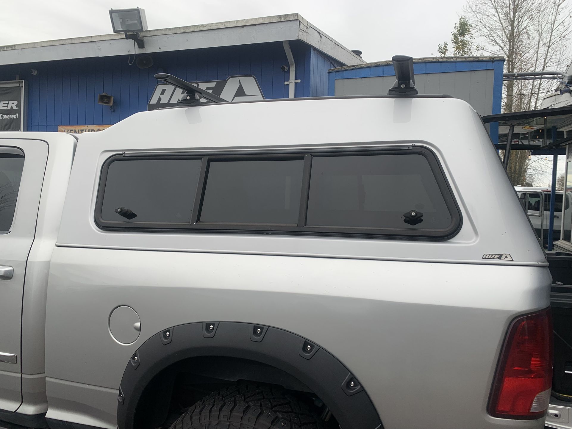 Dodge Crew Cab 6.4 Ft A.R.E. Mx Canopy
