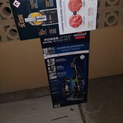 Ninja Slush Machine And A Vacuum New Never Used. Both For 300 The Price Of The Ninja Slush Is 300 Alone So Bey The Ninja Get A Vacuum 