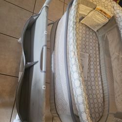 Ingenuity Bedside Bassinet Gray & White