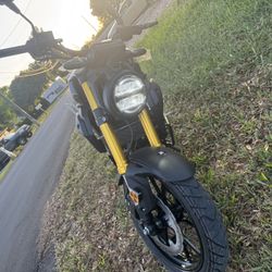 Vitacci 250 XMt 