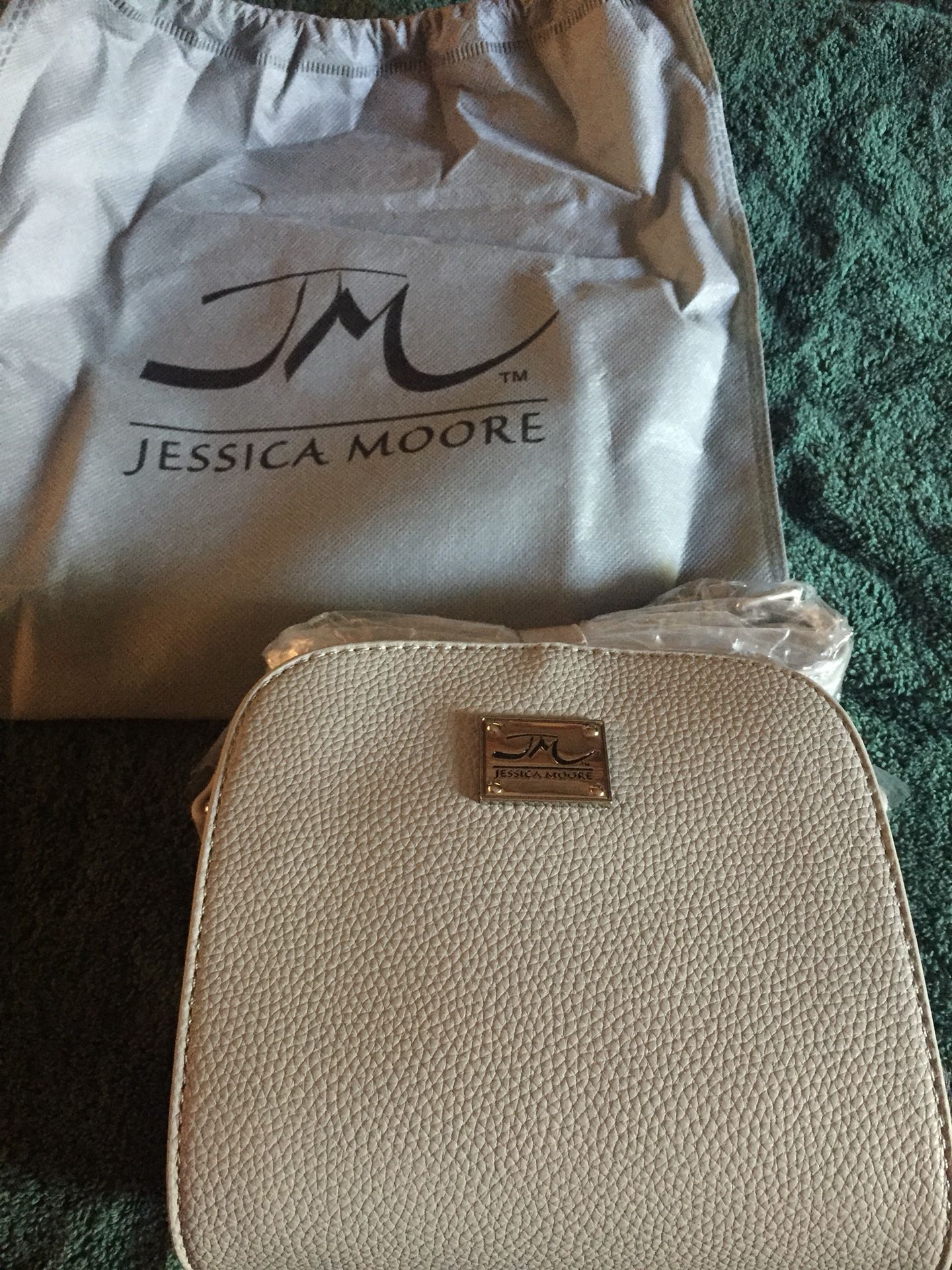 Jessica Moore exquisite collection crossbody bag for Sale in West  Sacramento, CA - OfferUp