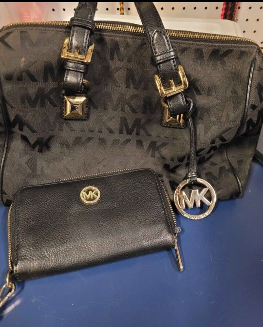Michael Kors Purse 