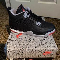 Jordan Retro 4 Breds Size 10.5 Brand New