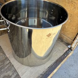 Olla GIGANTE De Acero De 100 QTs