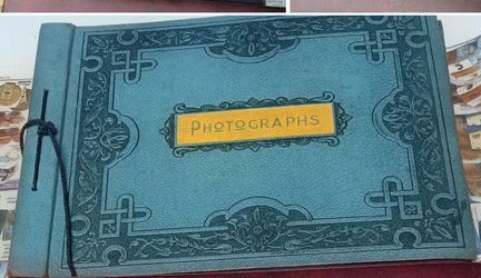 Embrosed classic 1940s photo book 📚