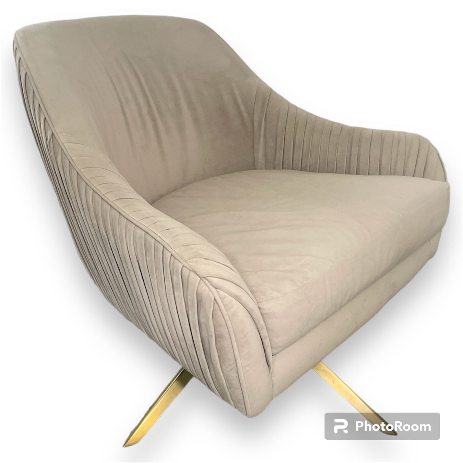 Roar & Rabbit Alabaster Performance Velvet Pleated Swivel Chair