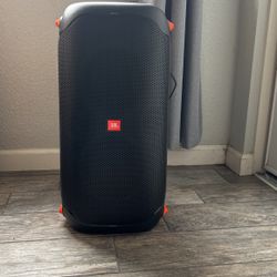 JBL Party Box 110 