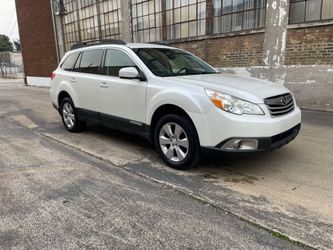 2012 Subaru Outback con 150 mil millas