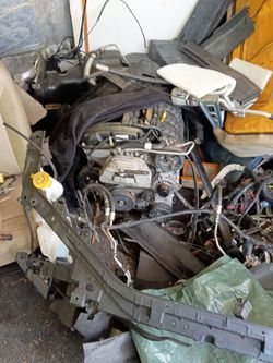 Motor, car parts for a 2013 Dodge avenger, or for cars it fits