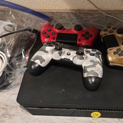 PS4 With Controllers