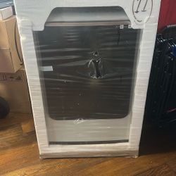 Brand new, electric dryer