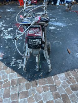 Spray paint machine