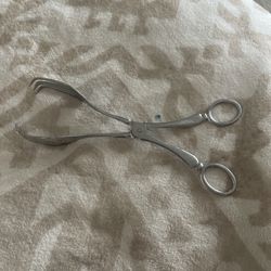 Stainless steel serving tongs, Italian kitche utensil, modern metal food tongs