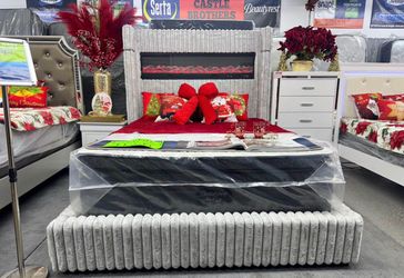 Fire palace bed frame $49 Down No Credit Needed 🔥🔥🔥