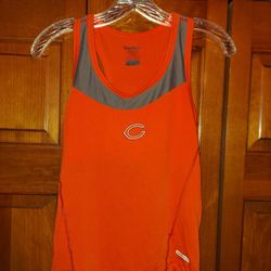 WOMENS LARGE CHICAGO BEARS TANK TOP FROM REEBOK 