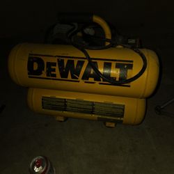 Dewalt 4 Gallon Air Compressor 