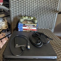 PS4 Slim